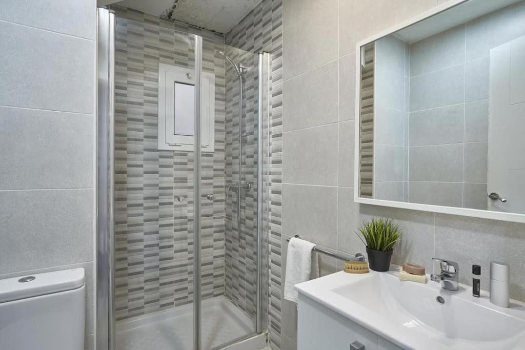 Bebarceloner Sant Andreu Apartments - 3 Bedrooms Exterior foto